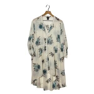 Torrid Tunic Top Womens Size 3X White Floral Hi-Lo Hem Roll Tab Sleeve Button Up